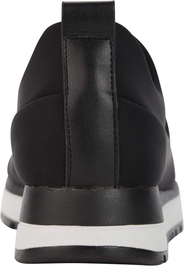 ⁦DKNY Women's Lightweight Slip on Comfort Sneaker⁩ - الصورة ⁦2⁩