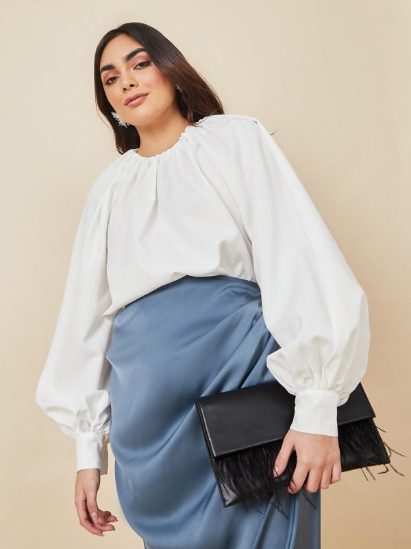 ⁦Styli Women Balloon Sleeve Relaxed Fit Blouse⁩ - الصورة ⁦2⁩