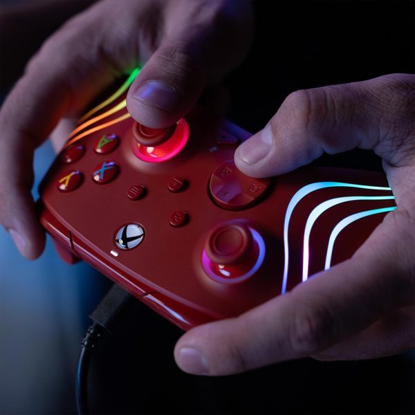 ⁦PDP Afterglow™ Wave Wired Controller: Red For Xbox Series X|S, Xbox One & Windows 10/11⁩ - الصورة ⁦2⁩