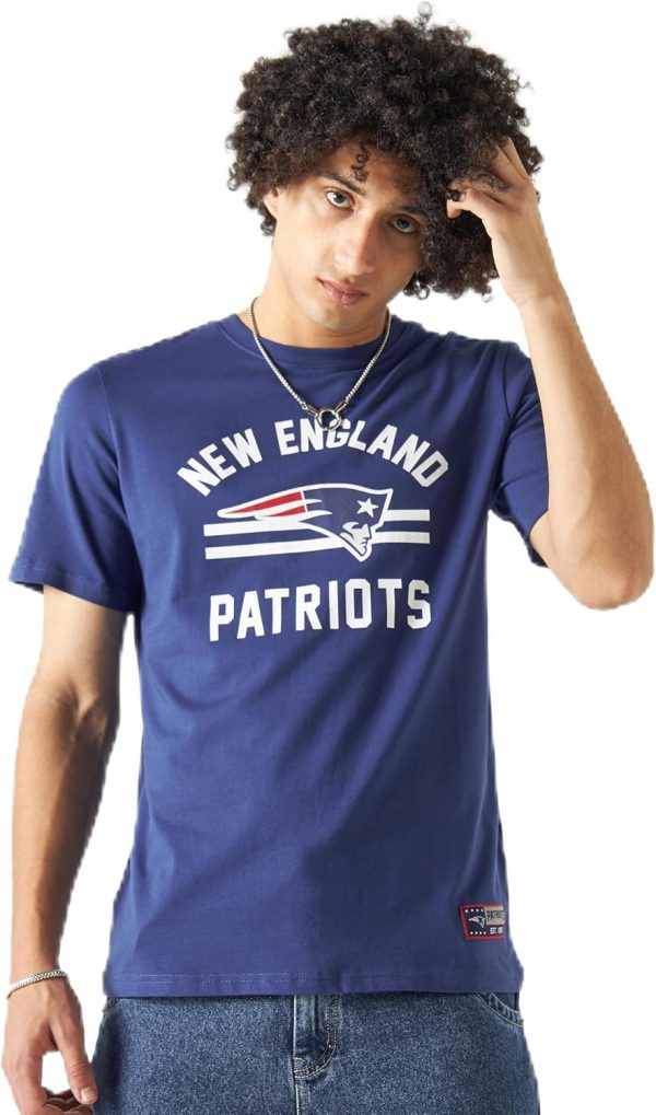 SP Characters Men New England Patriots Print Crew Neck T-Shirt With Short Sleeves XL Blue