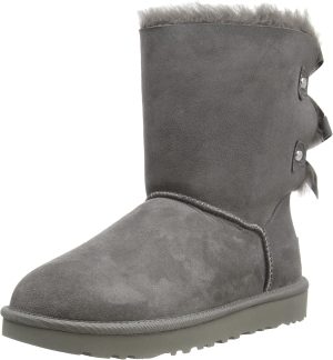 جزمة كلاسيكية للسيدات بشريط من UGG Bailey