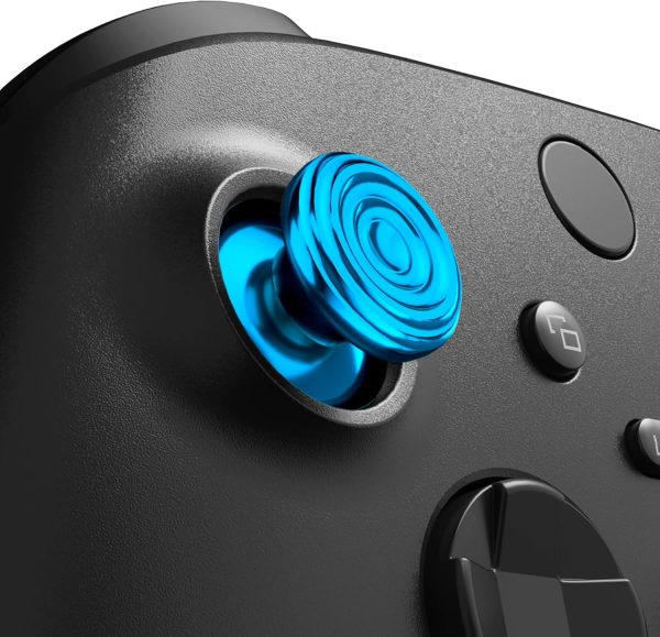 ⁦اكستريم رايت عصا ابهام معدنية زرقاء مخصصة لوحدة تحكم Xbox Series X/S، عصا انالوج من خليط معدني من الالومنيوم بتصميم دوائر متحدة المركز لجهاز Xbox One S/X، عصا تحكم بديلة لذراع تحكم Xbox One Standard⁩ - الصورة ⁦5⁩