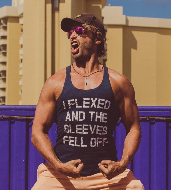 ⁦تي شيرت بدون اكمام للرجال بطباعة I Flexed and The Sleeves Fell Off⁩ - الصورة ⁦3⁩