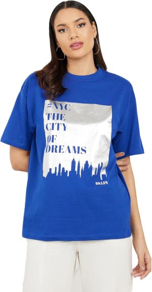 تي شيرت لونج لاين للنساء من ستايلي، برسمة من رقائق معدنية بمقاس كبير