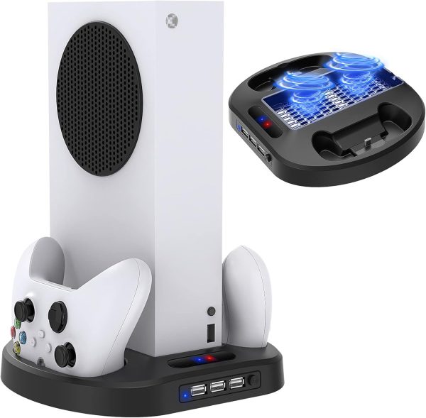 مينيا حامل شحن عمودي لوحدات تحكم Xbox Series S مع مروحة تبريد، قاعدة شحن مع مؤشر LED و3 محاور USB، لPC، ابيض
