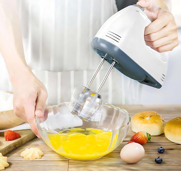 ⁦بيكي خلاط يدوي كهربائي خفيف الوزن، خلاط بيض محمول باليد للطعام والكعك مع مضارب طويلة للغاية وخطافات عجين وخفاقة بالون مع 7 اعدادات للسرعة، 260 واط BW-133 ابيض⁩ - الصورة ⁦7⁩
