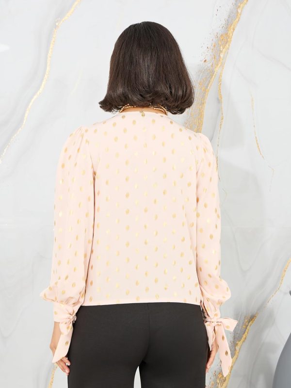 ⁦Styli Women Foil Print Tie Sleeves Wrap Top⁩ - الصورة ⁦5⁩