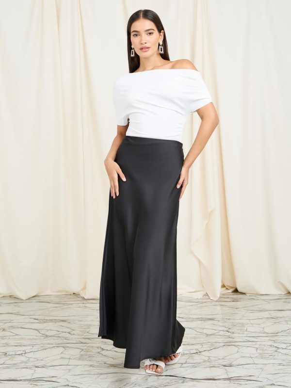 ⁦Styli Women 7007190336 Off Shoulder Asymmetric Neck Short Sleeve Knit Top⁩ - الصورة ⁦3⁩