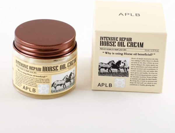 ⁦APLB Intensive Repair Horse Oil Cream Moisturizer 70ml / Korean Skin Care, Natural Jeju Horse Oil, Centella Asiatica Extract, Retain Moisture & Improve Elasticity⁩ - الصورة ⁦4⁩