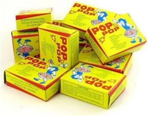 كبسولات فرقعة للمقالب من مرح تويز، مجموعة كبسولات فرقعة من صناديق متعددة، لون أصفر وأحمر