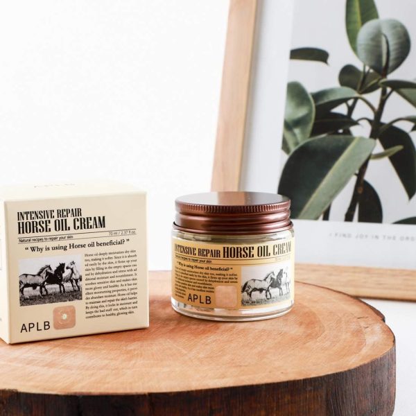 ⁦APLB Intensive Repair Horse Oil Cream Moisturizer 70ml / Korean Skin Care, Natural Jeju Horse Oil, Centella Asiatica Extract, Retain Moisture & Improve Elasticity⁩ - الصورة ⁦5⁩