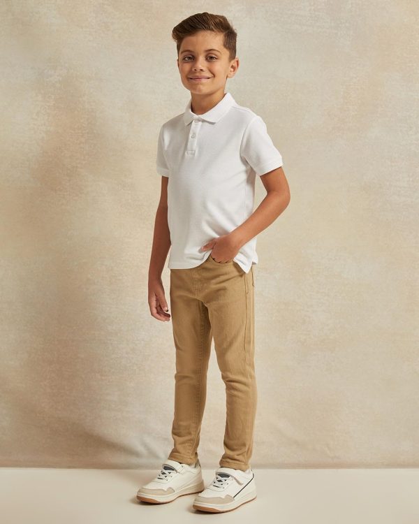 ⁦REDTAG Boys White Polo T-Shirt⁩ - الصورة ⁦2⁩