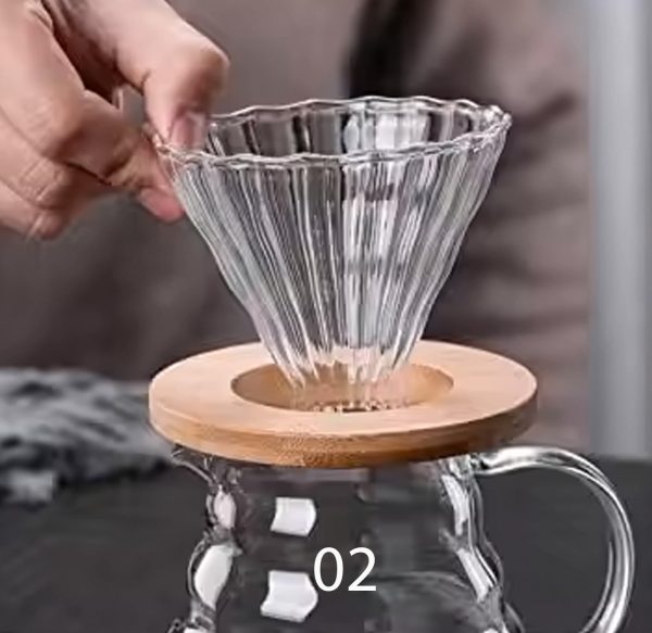 ⁦SHAR V60 Glass Dripper, Pour Over Coffee Maker, Reusable Filter Cone, Eco-Friendly, Suitable for Home or Office, Fits All Coffee Cups & Mugs, Clear, Modern, Manual, 1 Count⁩ - الصورة ⁦5⁩