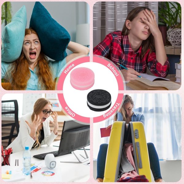 ⁦لعبة إسفنجية بتصميم بسكويت واقعي لتخفيف التوتر والقلق والاسترخاء للمكتب للبالغين من الميكاكوز (أسود وبينك)⁩ - الصورة ⁦7⁩