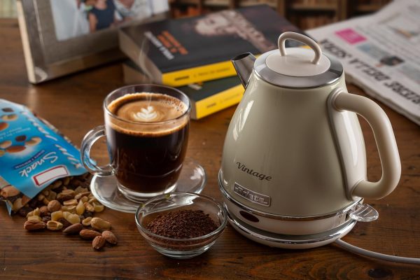 ⁦Ariete Beige Small 1 Litre Vintage Cone Style Electric Kettle Retro, 2868/03⁩ - الصورة ⁦4⁩