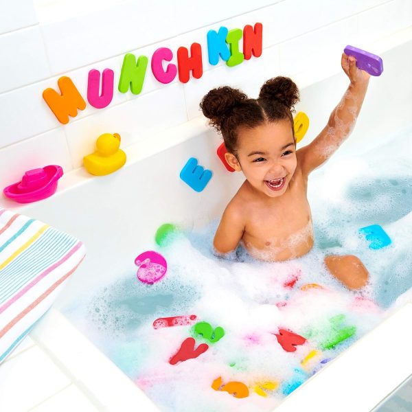 ⁦Munchkin Letters and Numbers Bath Toys, 36 Count⁩ - الصورة ⁦2⁩