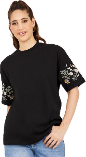 Styli Women Oversized Embroidered Longline T-Shirt