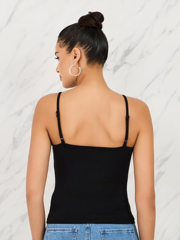 ⁦Styli Women Fitted Solid Scoop Neck Strappy Tank⁩ - الصورة ⁦6⁩