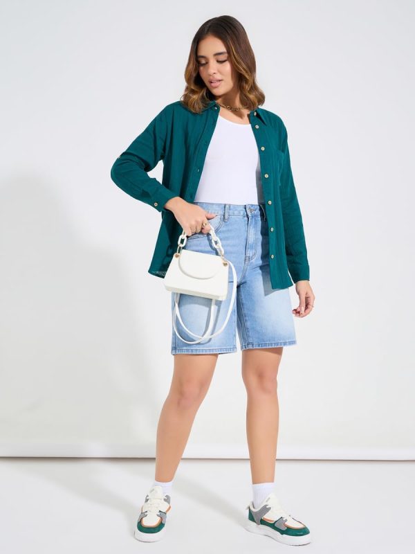 ⁦Styli Women 7005359613 Textured Oversized Shirt With Roll-Up Sleeves⁩ - الصورة ⁦2⁩