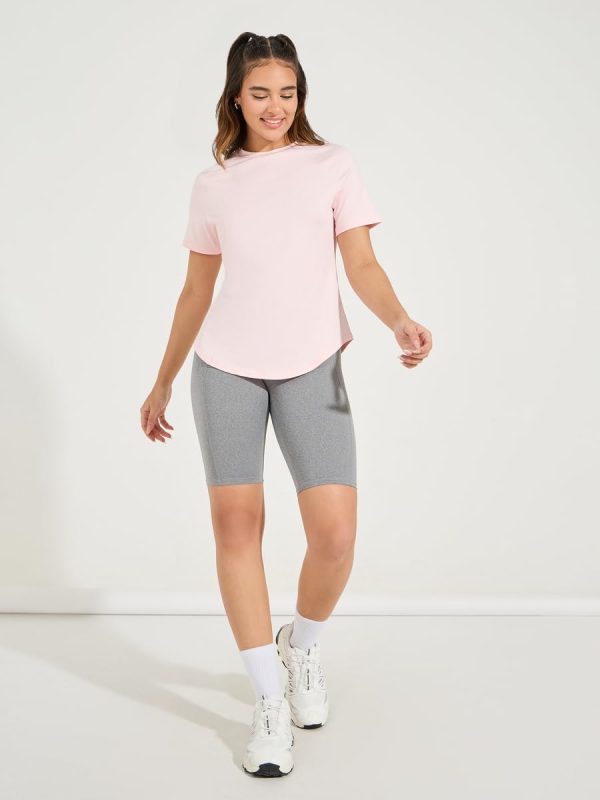 ⁦Styli Women Reflective Dots & Back Mesh Detail Curved Hem Top⁩ - الصورة ⁦3⁩