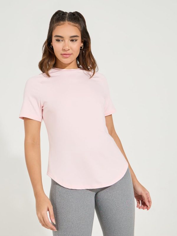 ⁦Styli Women Reflective Dots & Back Mesh Detail Curved Hem Top⁩ - الصورة ⁦4⁩