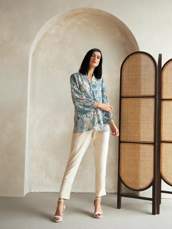 ⁦Leriya Fashion Women's Rayon Floral Printed Shawl Collared Neck Fancy Shirt Style Western Top for Girls Long Cuff Sleeves Shirt for Office Party Travel Outing Holidays Wear Tunic⁩ - الصورة ⁦5⁩