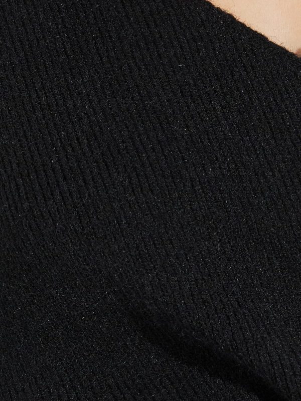 ⁦Styli Women V Neck Wrap Front Knit Top⁩ - الصورة ⁦3⁩