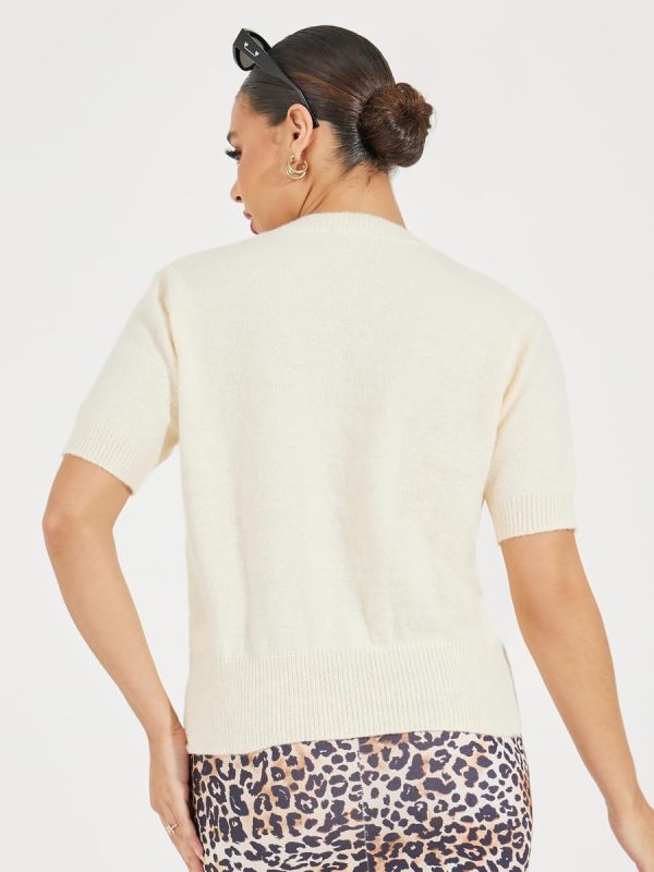 ⁦Styli Women Regular Fit Freelove Slogan Knit T-Shirt⁩ - الصورة ⁦5⁩