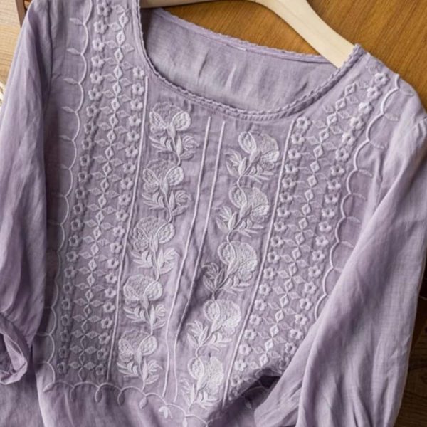 ⁦Women Dressy Casual Cotton Linen Embroidery Blouse Crew Neck Tunic Elbow Sleeve Shirts Summer Plus Size Tops⁩ - الصورة ⁦5⁩
