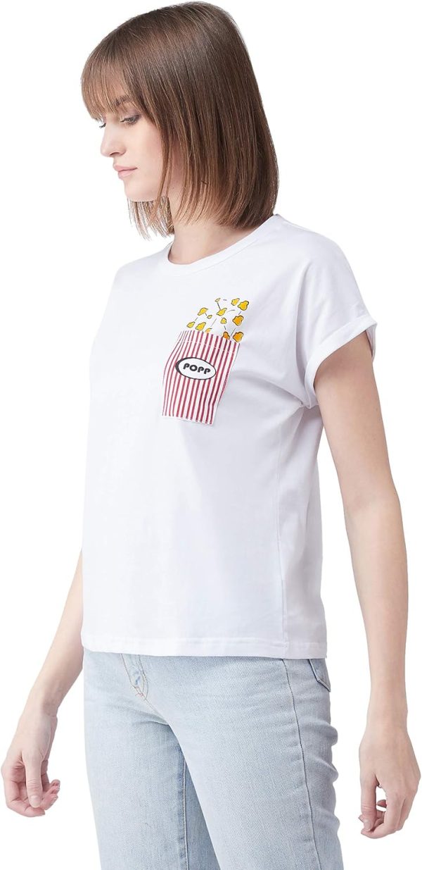 ⁦Miss Olive Women's Relaxed T-Shirt⁩ - الصورة ⁦3⁩