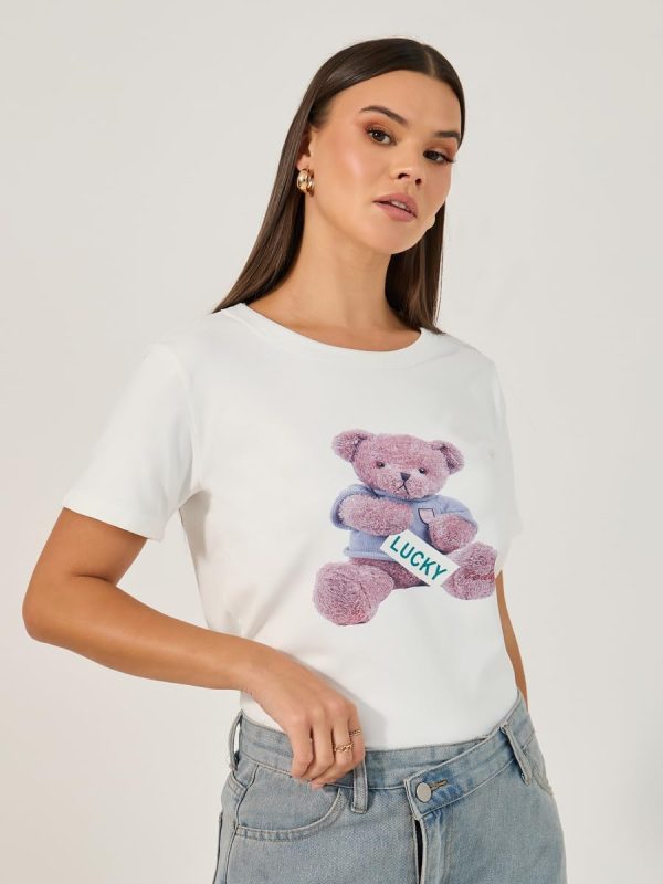 ⁦Styli Women's Short Sleeve Graphic Printed T-Shirt⁩ - الصورة ⁦2⁩