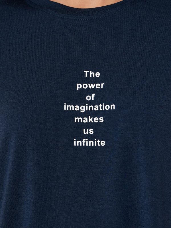 ⁦Styli Women's Slogan Print Short Sleeve Oversized T-Shirt⁩ - الصورة ⁦5⁩