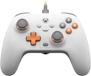 GameSir T7 Wired Controller for Xbox Series X|S, Xbox One & Windows 10/11, Plug and Play Gaming Gamepad with Hall Effect Joysticks/Hall Trigger, 3.5 mm Audio Jack - White