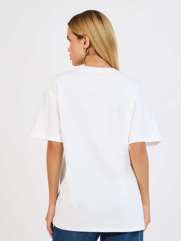 ⁦Styli Women Oversized Bow Print Longline T-Shirtâ€‹⁩ - الصورة ⁦4⁩