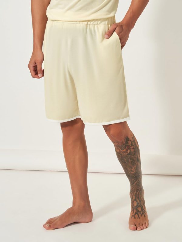 ⁦Styli Men Slogan Print T-Shit & Shorts Set⁩ - الصورة ⁦6⁩