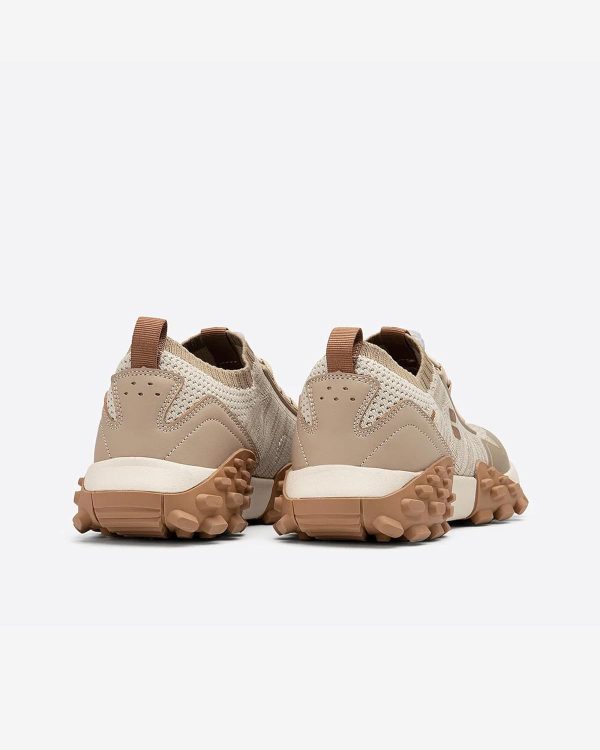⁦NEWBELLA Women’s Rover 2.0 Fashion Sneakers – Slip-On Breathable Knit Trainers with Chunky Sole, Casual Walking Shoes for Daily Street Style⁩ - الصورة ⁦4⁩