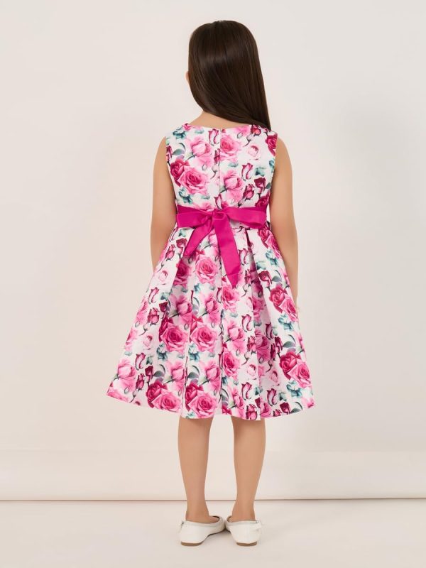 ⁦Styli Girls All-Over Floral Print Sleeveless Dress with Bow Detail⁩ - الصورة ⁦5⁩