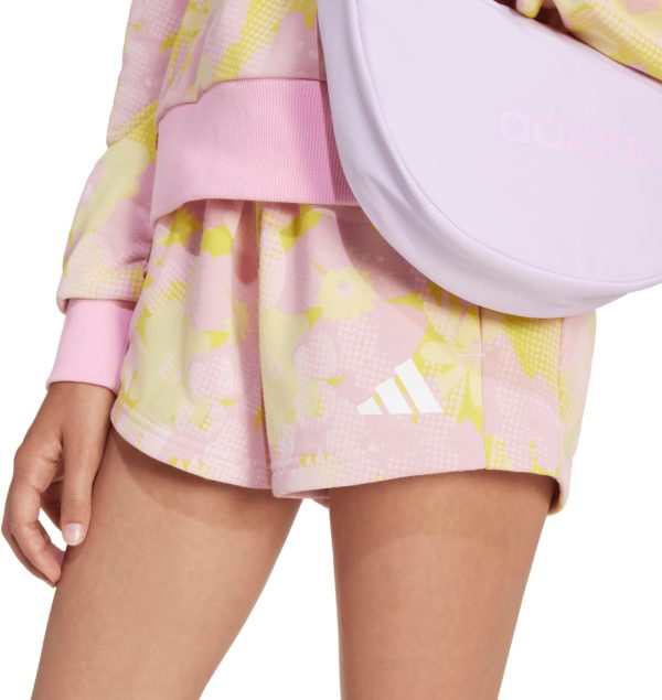 ⁦adidas girls Seasonal Essentials Flower Shorts Kids Shorts⁩ - الصورة ⁦5⁩