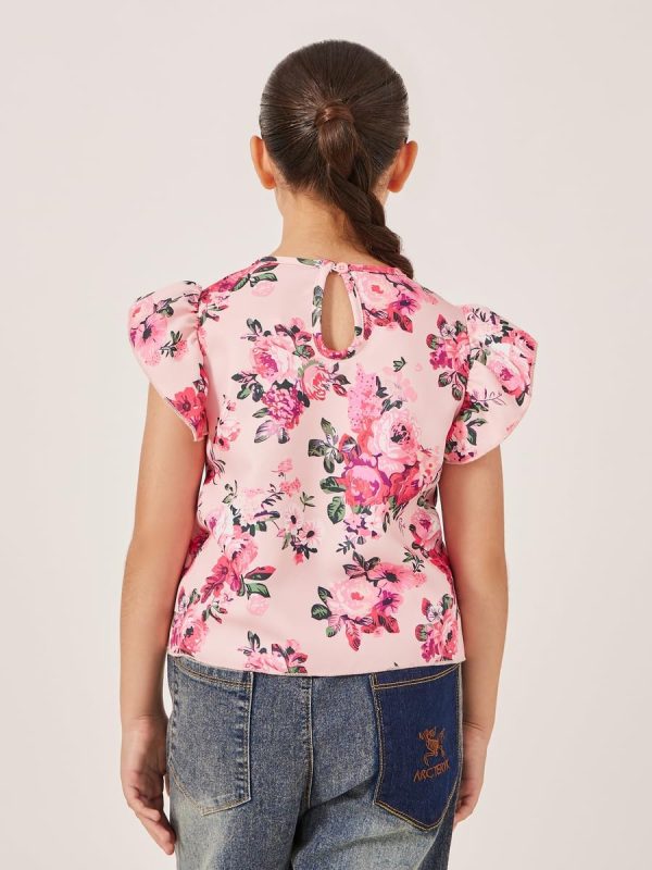 ⁦Styli Girls Floral Printed Ruffled Sleeves Top⁩ - الصورة ⁦5⁩