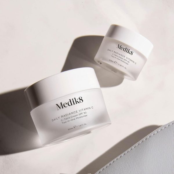 ⁦Medik8 Daily Radiance VitamÃƒ­n C 50ml⁩ - الصورة ⁦6⁩