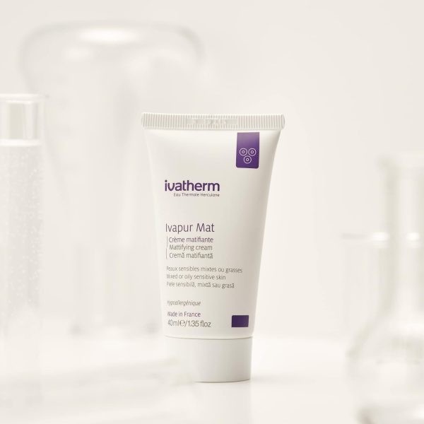 ⁦Ivatherm Ivapur Mat matifying cream 40ml, To hydrate and mattify the appearance of combination and oily sensitive skin, White⁩ - الصورة ⁦2⁩