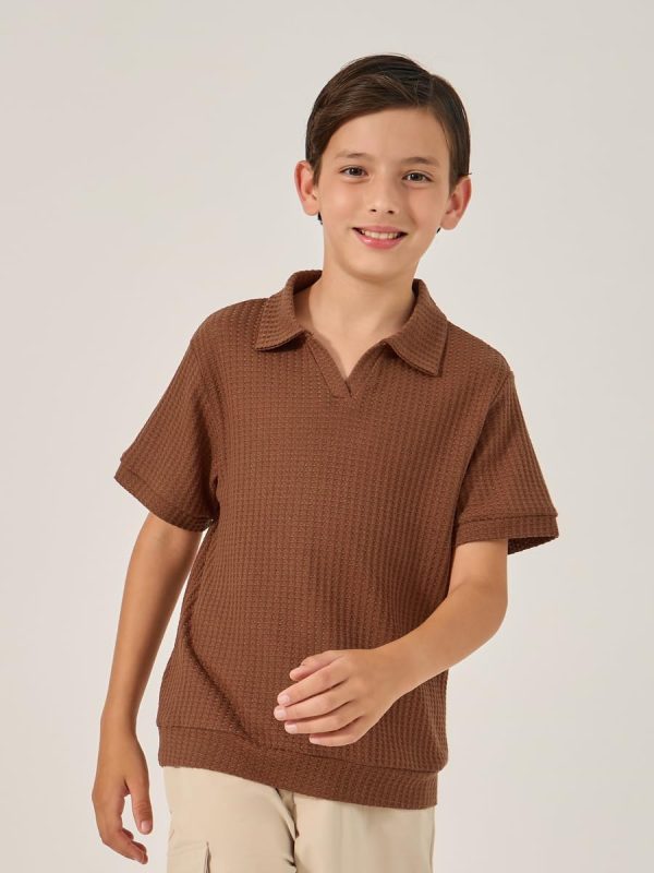 ⁦Styli Boys Textured Polo Neck T-Shirt⁩ - الصورة ⁦2⁩