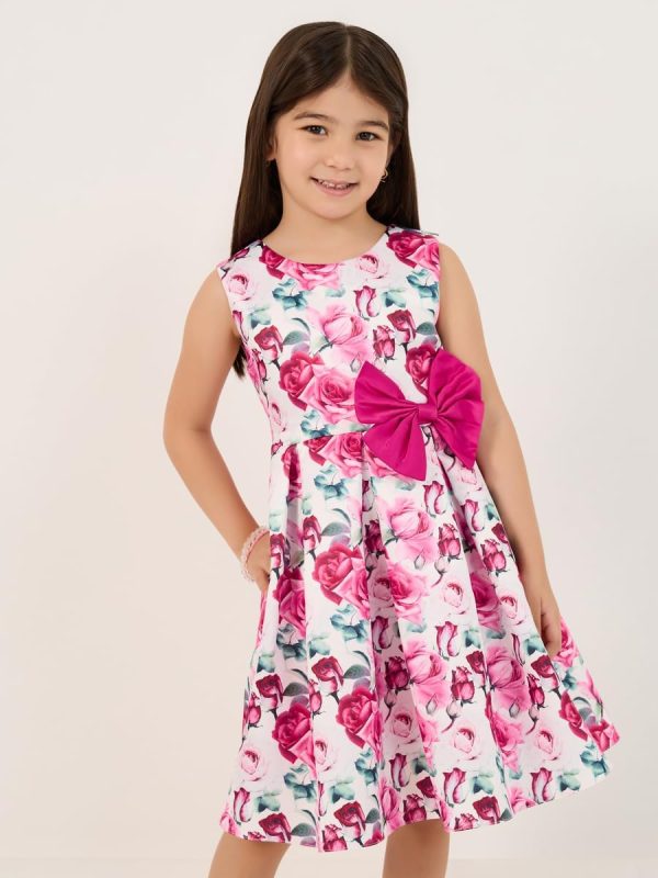 ⁦Styli Girls All-Over Floral Print Sleeveless Dress with Bow Detail⁩ - الصورة ⁦2⁩