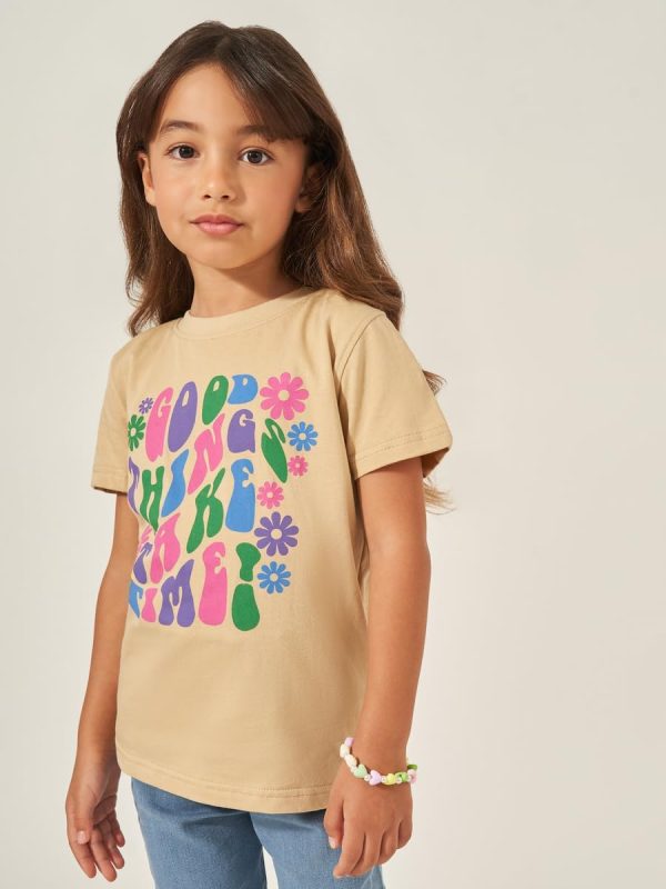 ⁦Styli Girls Slogan Print Round Neck T-Shirt⁩ - الصورة ⁦2⁩