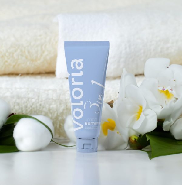 ⁦Voloria 3 in 1 Smart Makeup Remover Cream: removes makeup, cleanses and moisturizes, ideal for sensitive skin, vitamin rich and anti-aging⁩ - الصورة ⁦3⁩