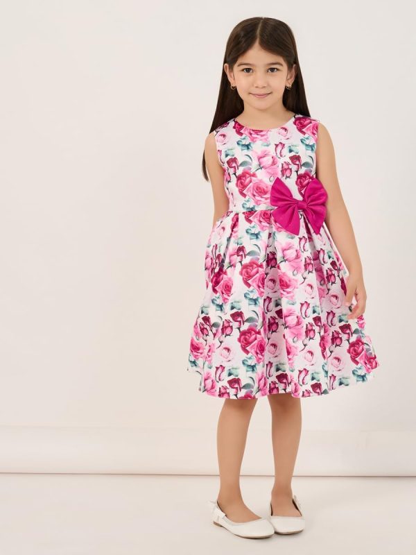 ⁦Styli Girls All-Over Floral Print Sleeveless Dress with Bow Detail⁩ - الصورة ⁦3⁩