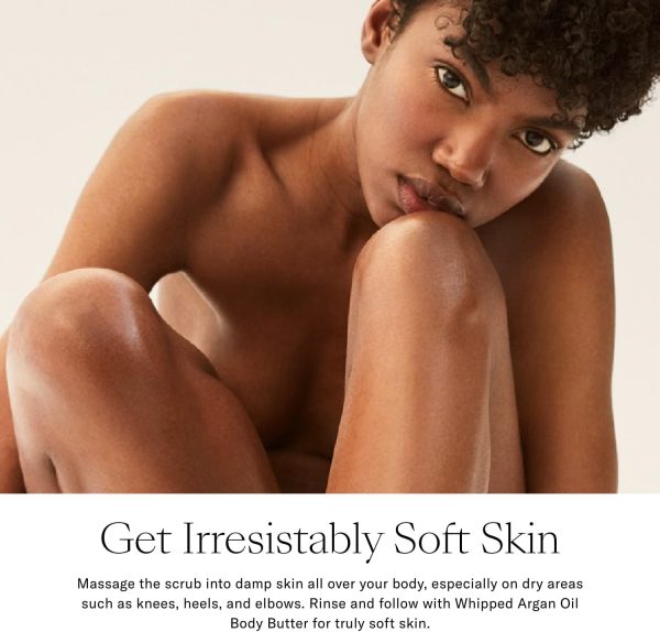 ⁦Josie Maran Argan Sugar Balm Body Scrub - Exfoliating Sugar Scrub with 100% Pure Argan Oil & Coconut Oil - Softens, Smoothes & Hydrates Dry Skin - Vegan + Cruelty Free - Sweet Clementine (10 oz)⁩ - الصورة ⁦4⁩