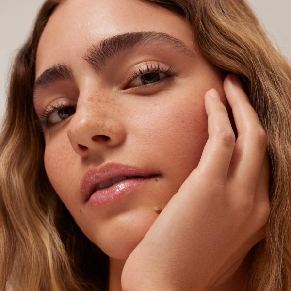 ⁦Summer Fridays Lip Butter Balm - Conditioning Lip Mask and Lip Balm for Instant Moisture, Shine and Hydration - Sheer-Tinted, Soothing Lip Care - Birthday Cake (.5 Oz)⁩ - الصورة ⁦4⁩