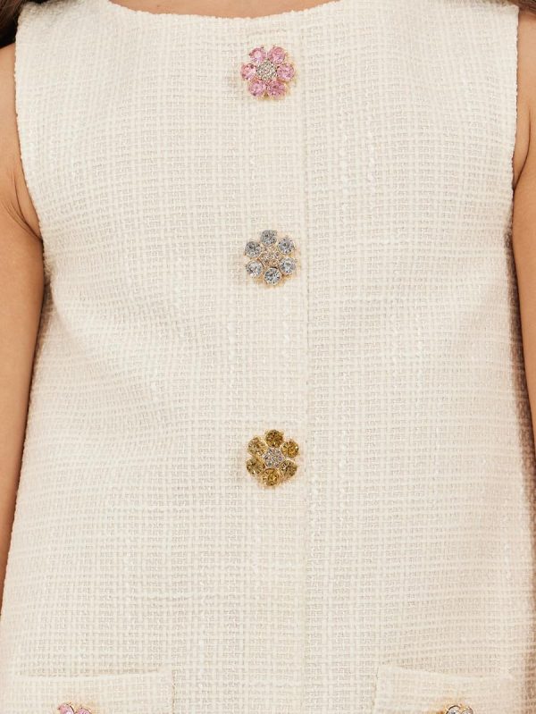 ⁦Styli Girls Tweed Sleeveless Dress With Button Detail⁩ - الصورة ⁦4⁩