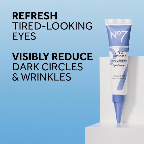 ⁦No7 Lift & Luminate Triple Action Eye Cream - .5oz⁩ - الصورة ⁦2⁩